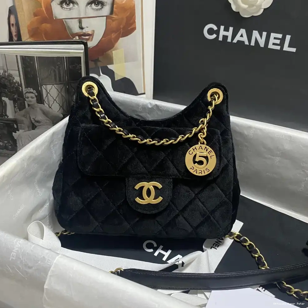 HyperPeter SMALL HANDBAG HOBO CHANEL 0615